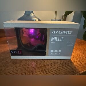 Giro Millie Women's Goggles with Vivid Pink Lens~Gray Black Botanical Strap